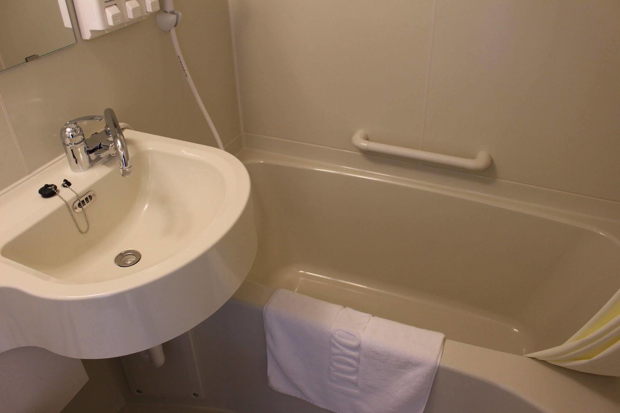 Toyoko Inn Takamatsu Hyogomachi Zewnętrze zdjęcie