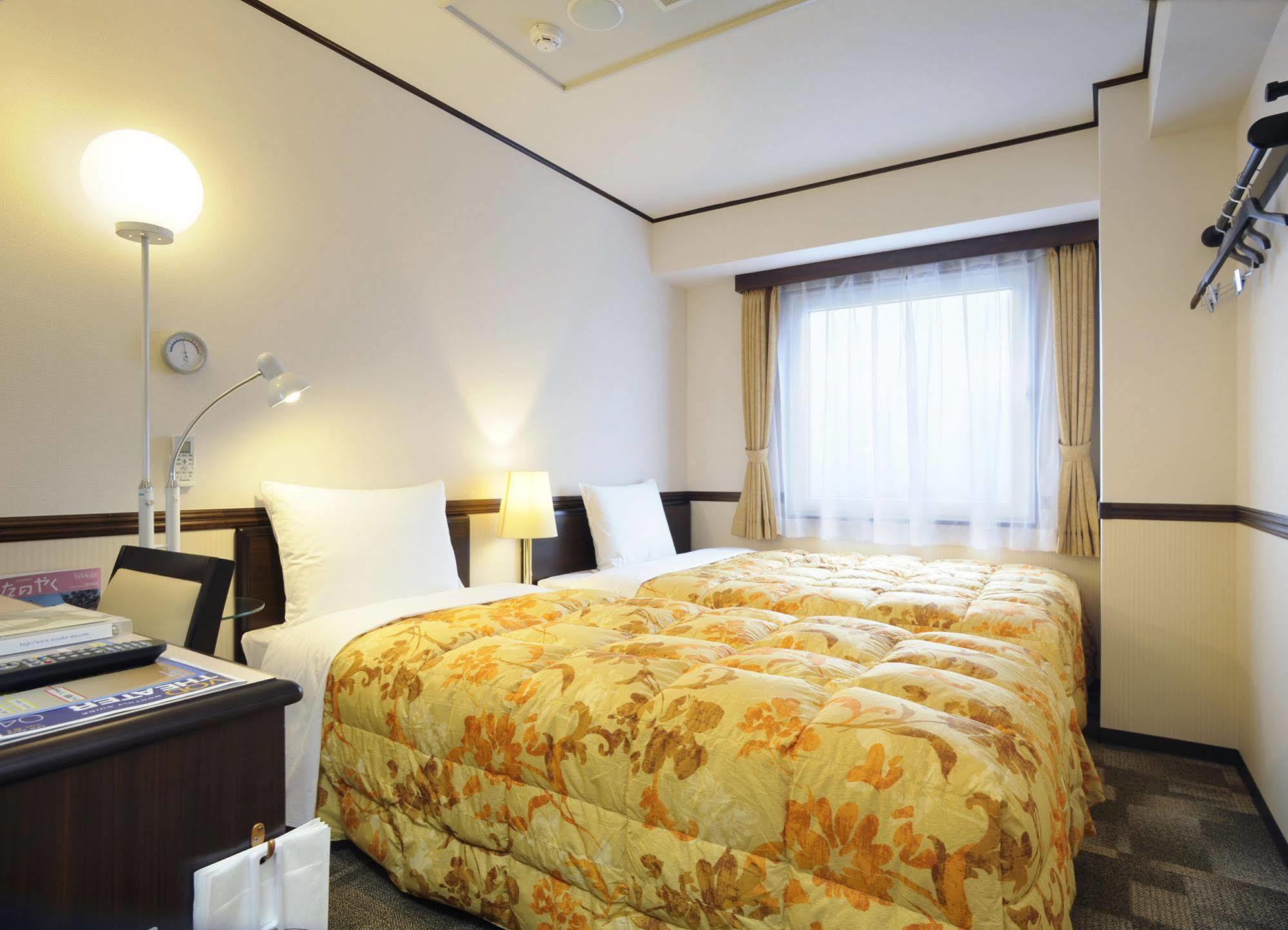 Toyoko Inn Takamatsu Hyogomachi Zewnętrze zdjęcie