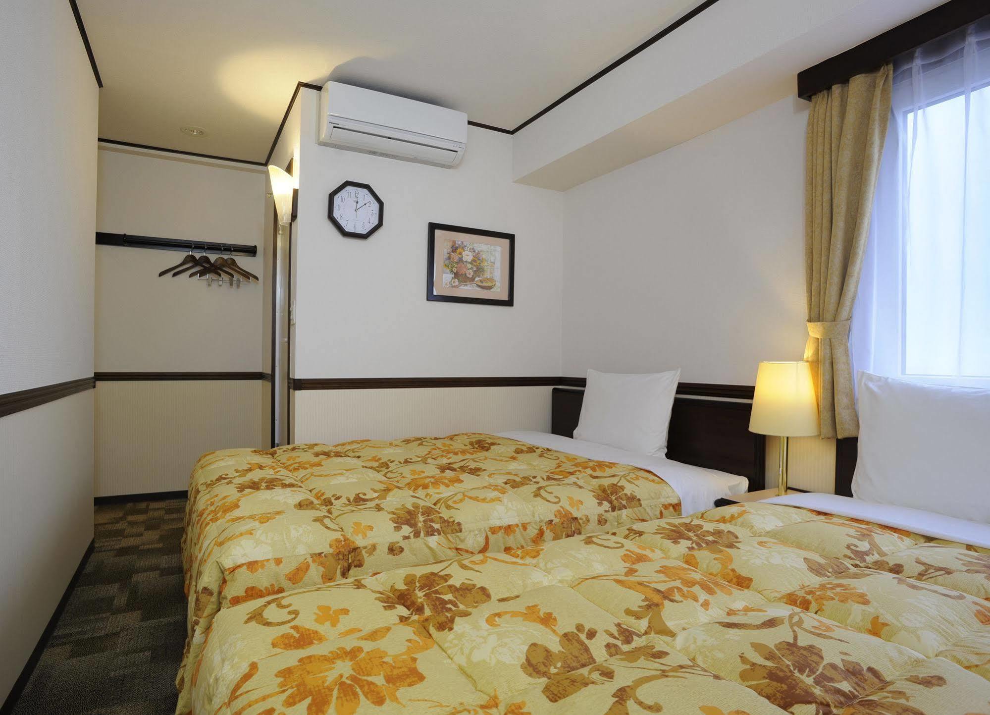 Toyoko Inn Takamatsu Hyogomachi Zewnętrze zdjęcie