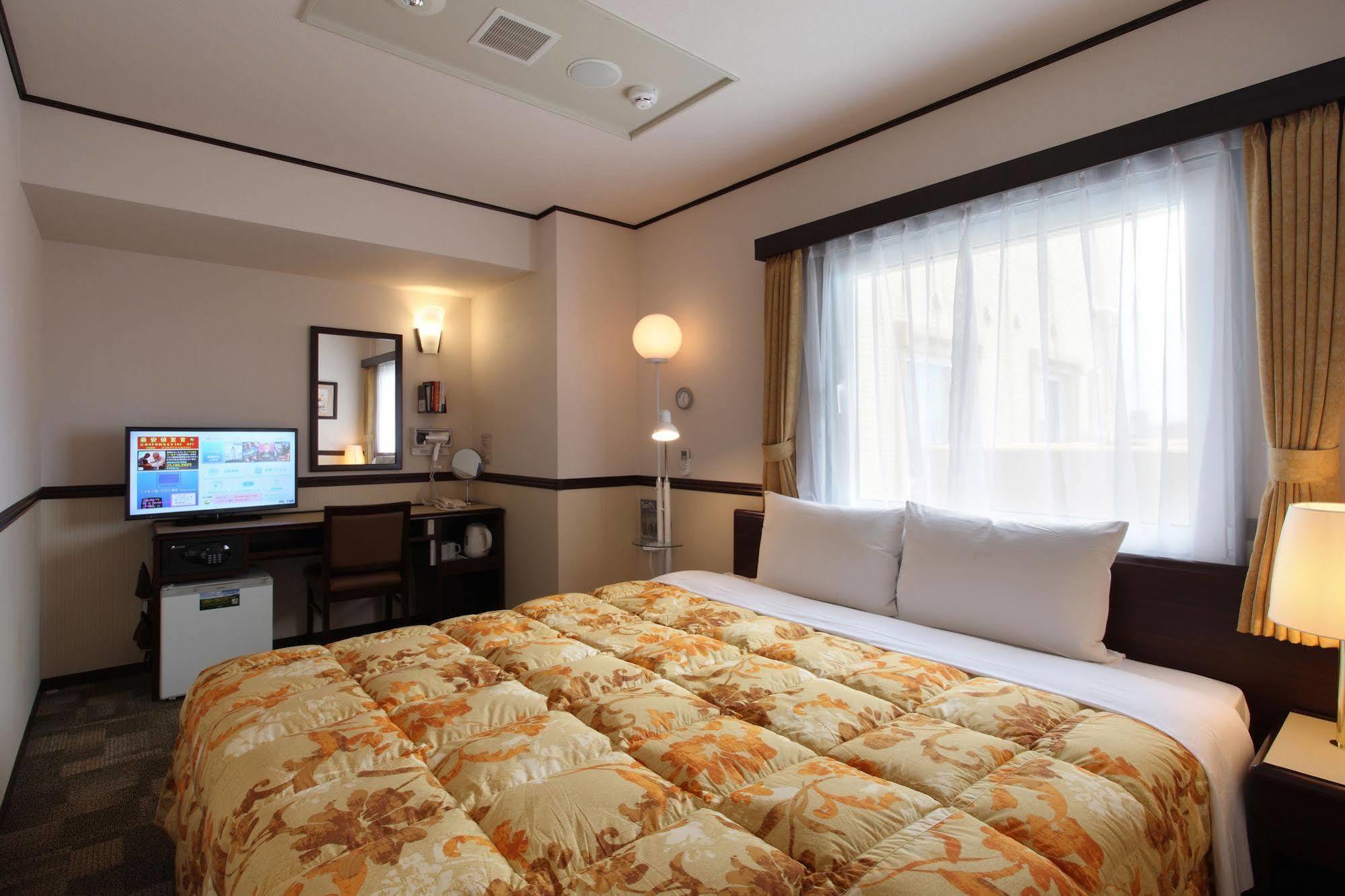 Toyoko Inn Takamatsu Hyogomachi Zewnętrze zdjęcie